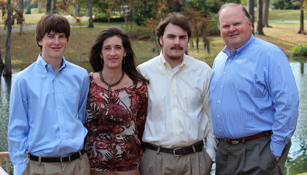 casey's-family-824x471